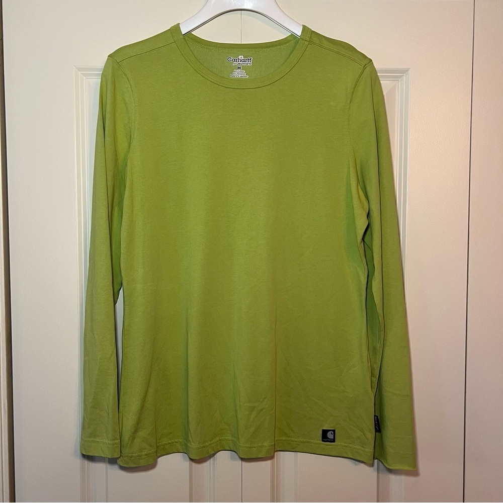 Carhartt women’s long sleeve t shirt. Green. Size M.